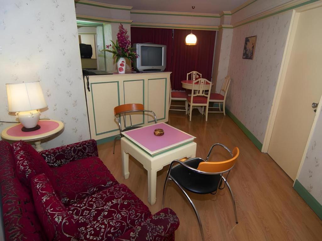 Florida Hotel 핫야이 외부 사진